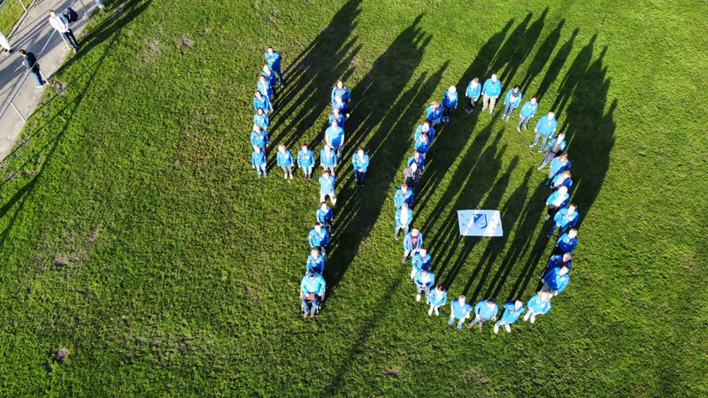 bosseln1 - Am 12. November feierte die Lauftreffabteilung ihr 40 jähriges Bestehen. Nach einer feucht fröhlichen Bosseltour bei herrlichem Wetter, wurde ein gemütlicher Abschluss im Gasthaus Stapper gefeiert. bosseln1