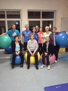 Wirbelsaeulengamnastik2